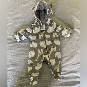 Carter’s 0-3 Winter Zip Up Onesie for Snow/Cold Weather